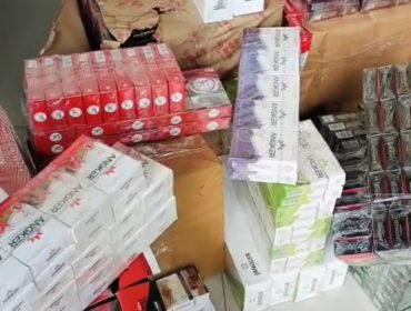Keterangan Foto : Penampakan ribuan bungkus Rogal saat disita pihak Kepolisian. Rabu, (19/8). 
Sumber : Jpost/yus