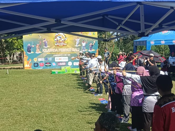 
					Antusias Para Peserta Kejurda Bali saat Menarik Anak Panah di Pengambengan, Jembrana. Minggu, 3 Mei 2026. Sumber : Jpost